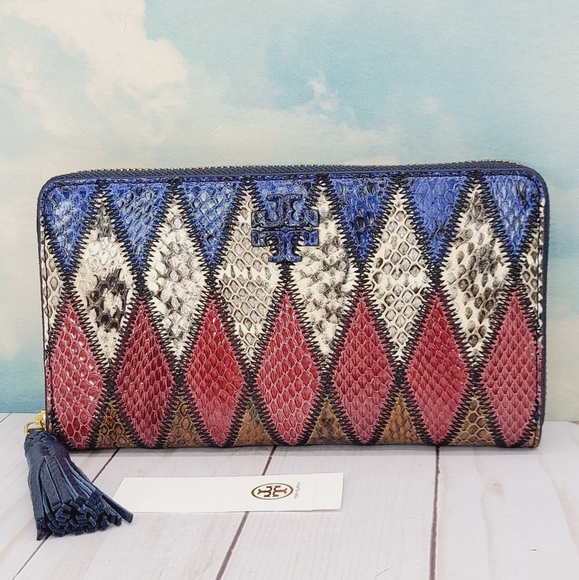 Tory Burch Handbags - Tory Burch Taylor Zip Continental Wallet